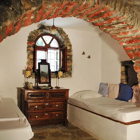 Kourouni Naxos * Koronos